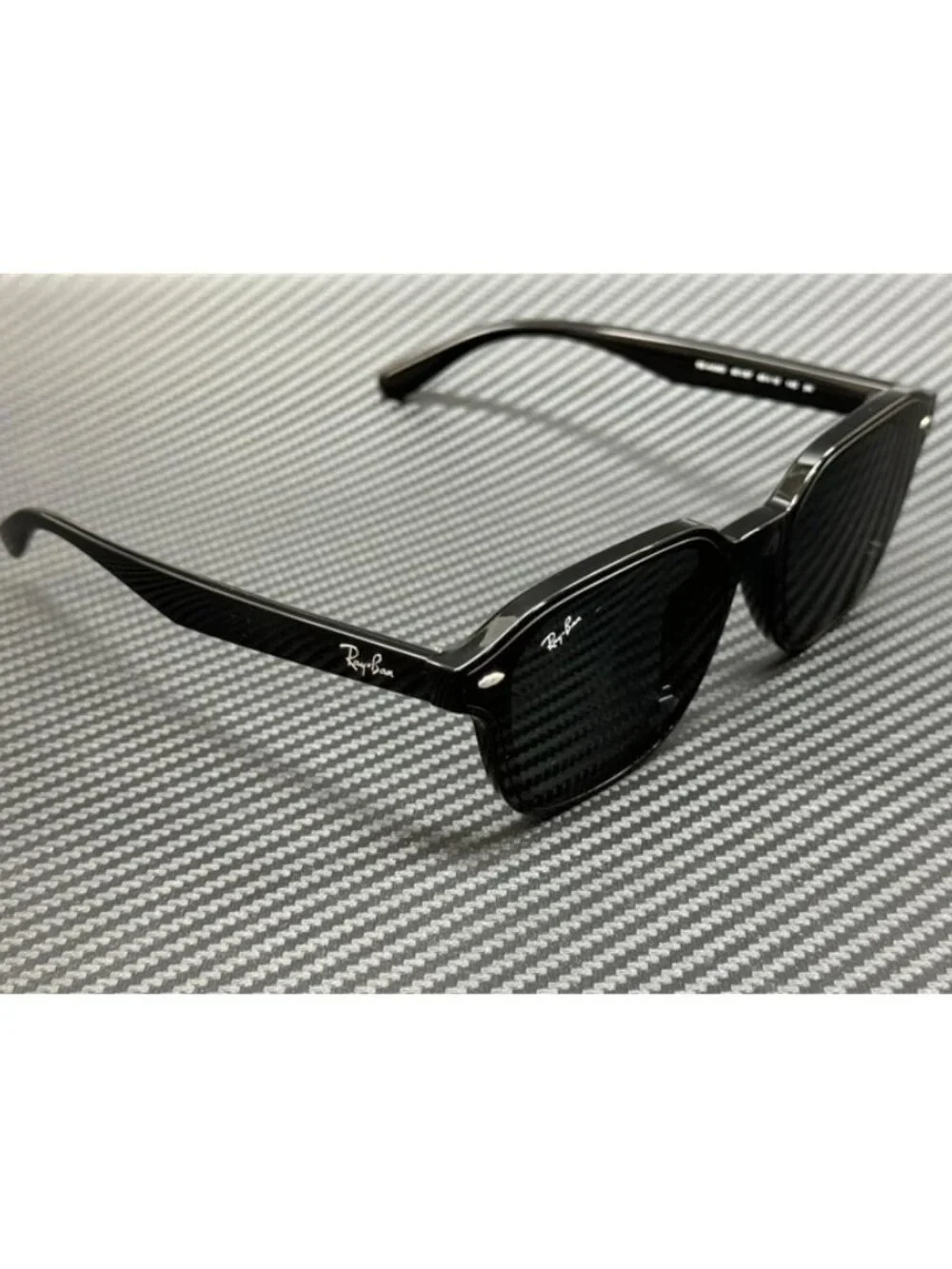 New Ray-Ban Men Black Sunglasses 65-18-145